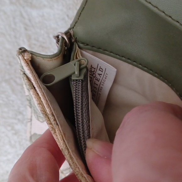 Longaberger Homestead Card Holder Key Case - Picture 8 of 10